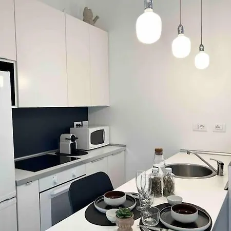 Apartman Stadium ~ For Rent Milánó