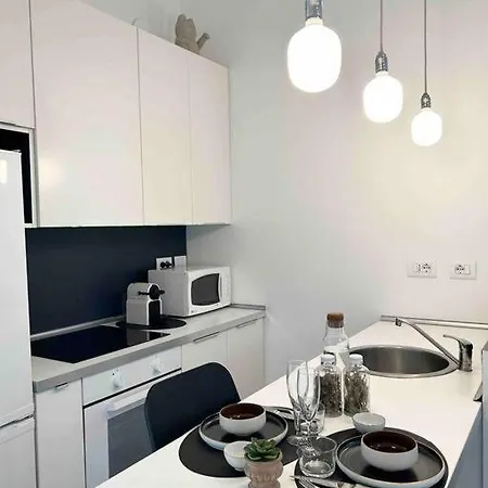 Stadium ~ For Rent Appartamento Milano